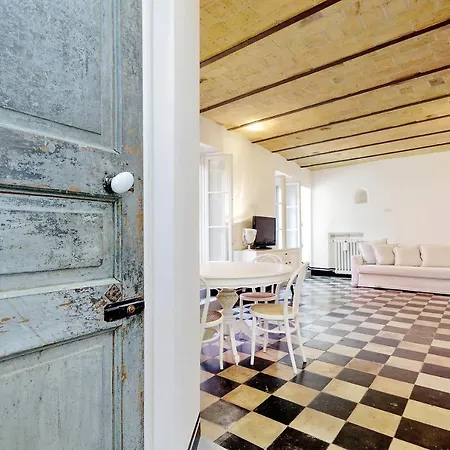 Art Deco شقة *